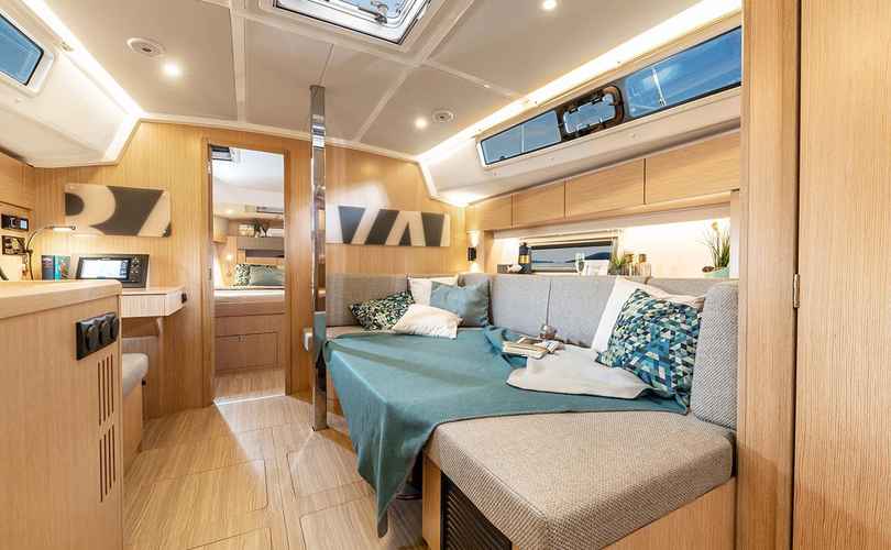 Bavaria C42