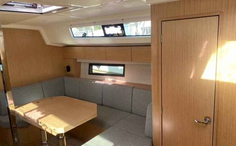 Bavaria C42