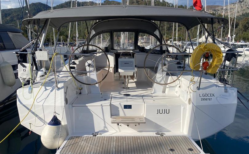 Photo Bavaria C42 (2024)