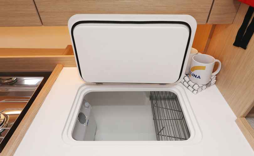 Photo Bavaria C42 (2024)