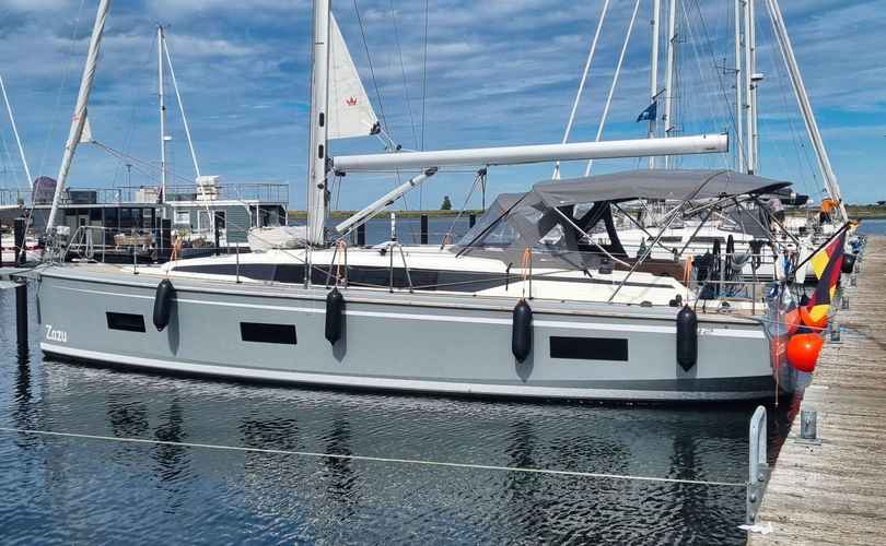 Photo Bavaria C42 (2021)