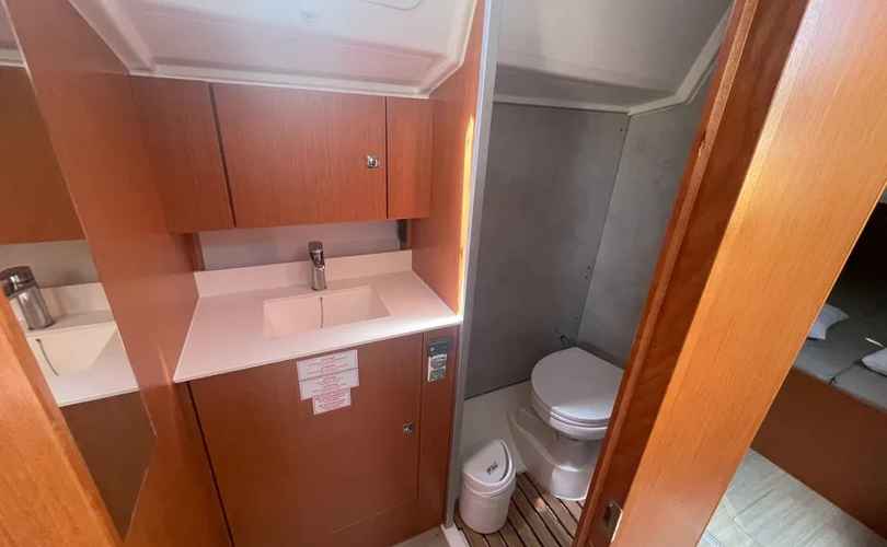 Photo Bavaria C42 (2025)