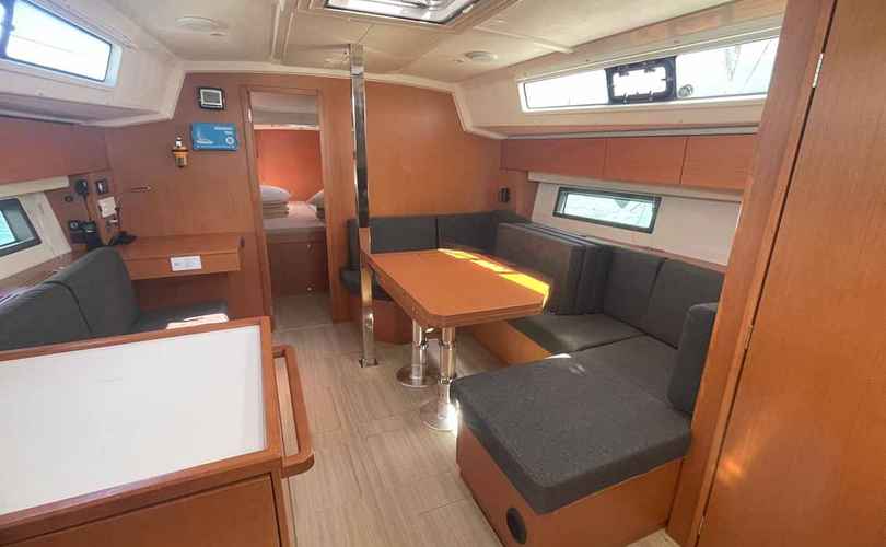 Photo Bavaria C42 (2024)