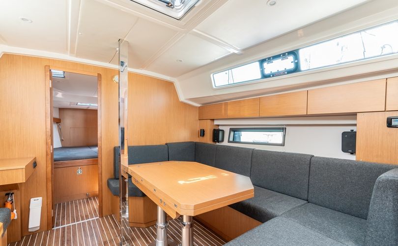 Bavaria C42