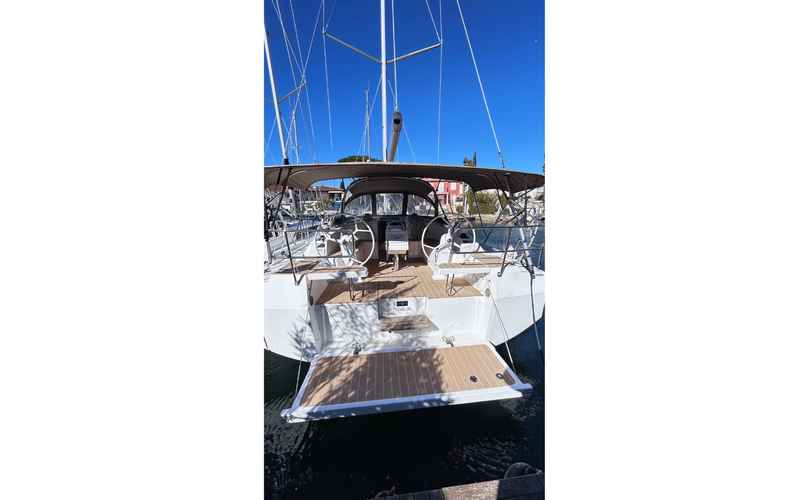 Photo Bavaria C42 (2023)