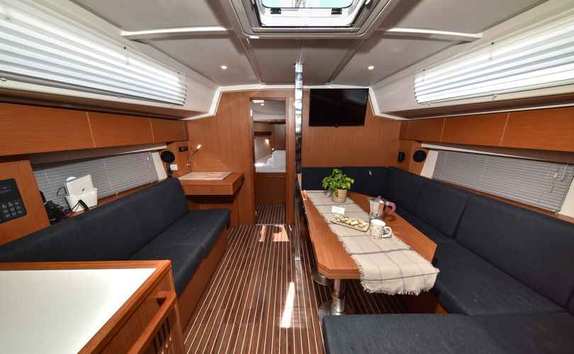Bavaria C42