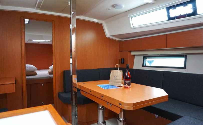 Bavaria C42
