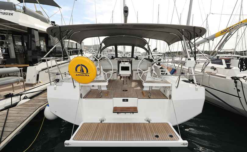 Photo Bavaria C42 (2024)