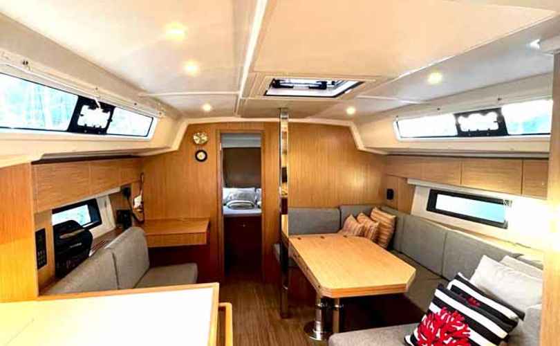 Bavaria C42