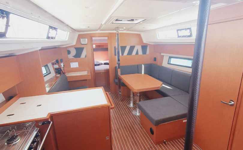 Photo Bavaria C42 (2021)