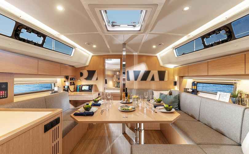 Bavaria C42