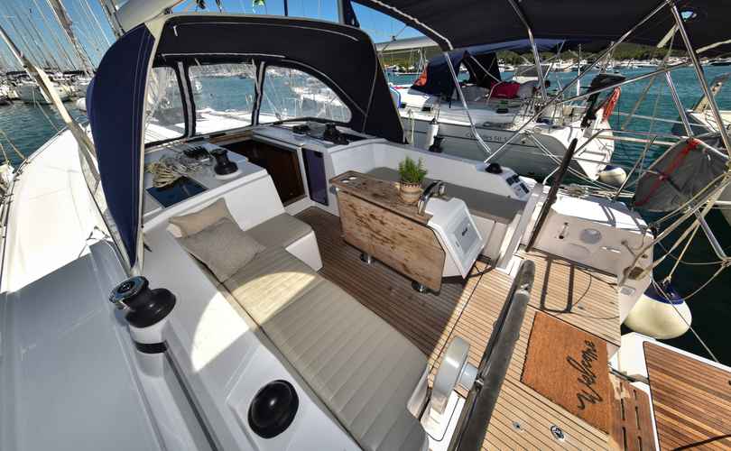 Bavaria C42