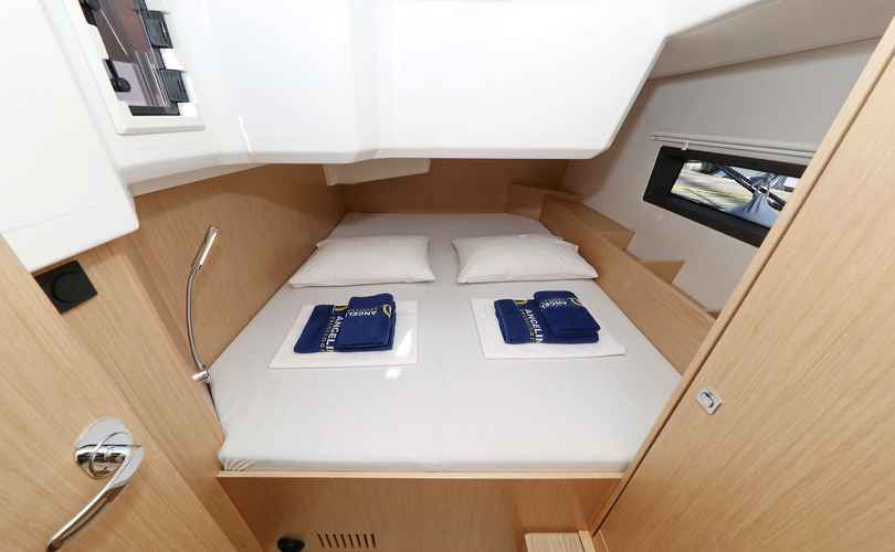 Photo Bavaria C42 (2024)