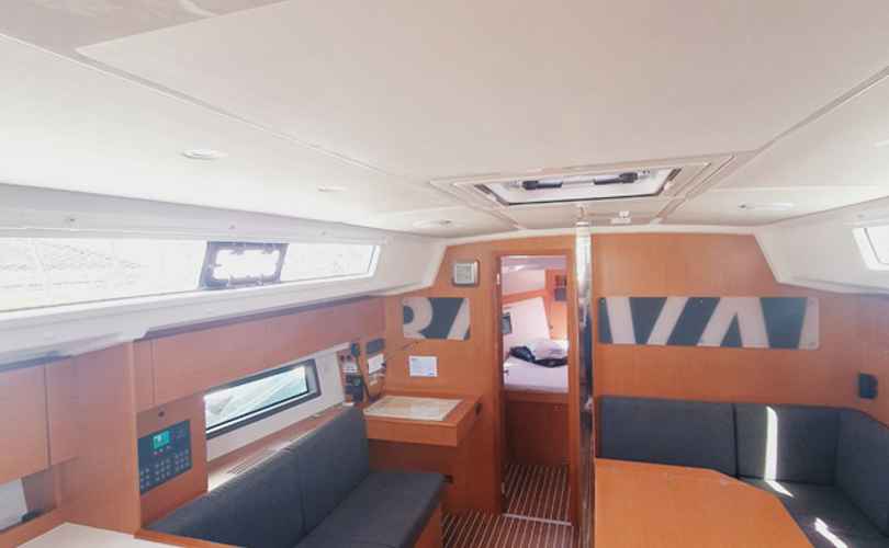 Photo Bavaria C42 (2021)