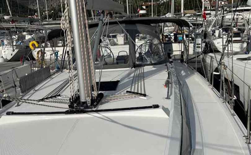 Photo Bavaria C42 (2023)