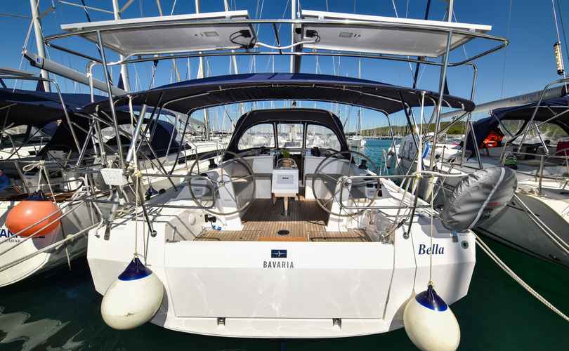 Bavaria C42
