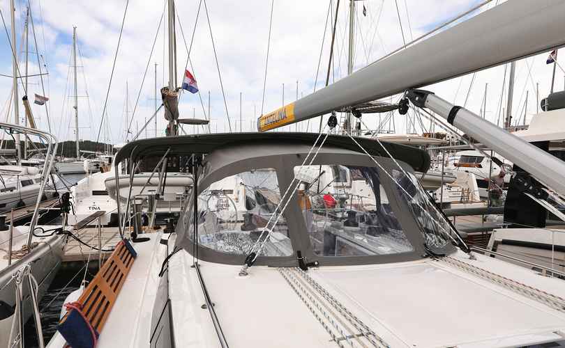 Photo Bavaria C42 (2024)