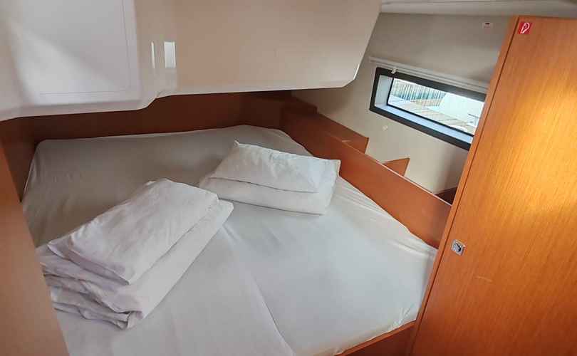 Bavaria C42