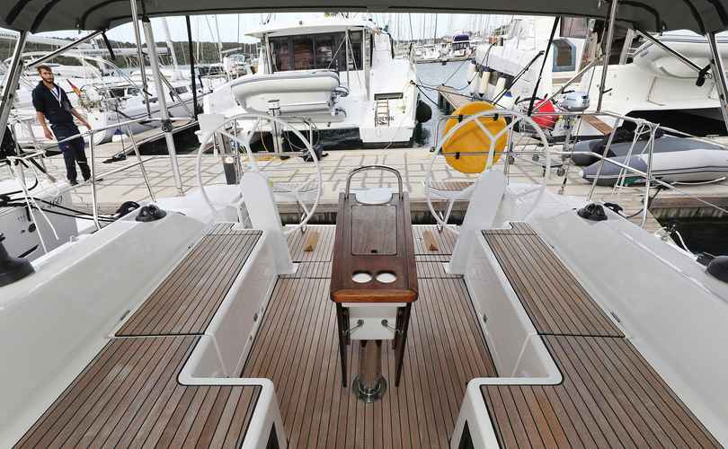 Photo Bavaria C42 (2024)