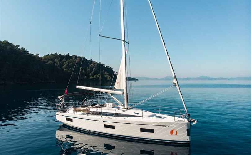 Bavaria C42