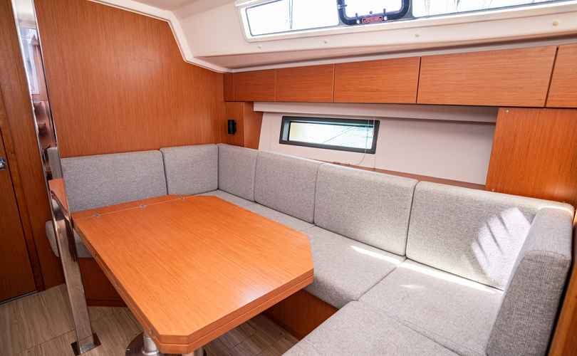Photo Bavaria C42 (2022)