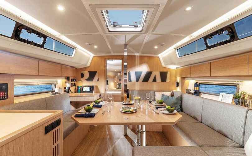 Bavaria C42