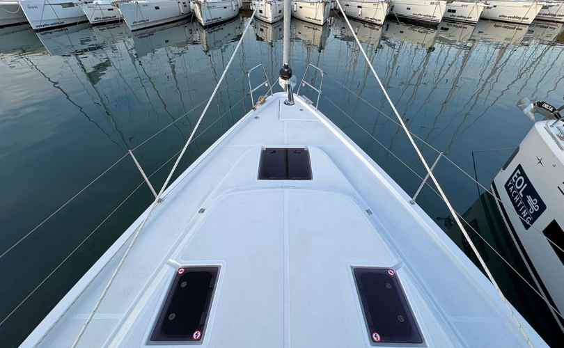 Photo Bavaria C42 (2024)
