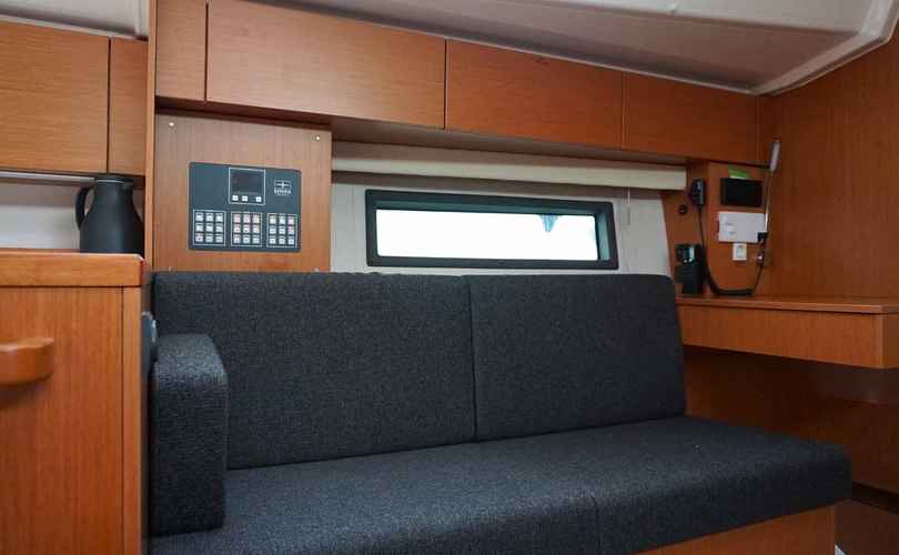 Bavaria C42