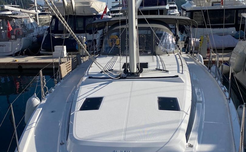 Photo Bavaria C42 (2024)