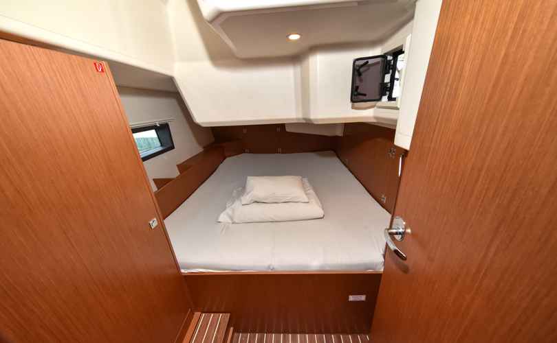 Bavaria C42