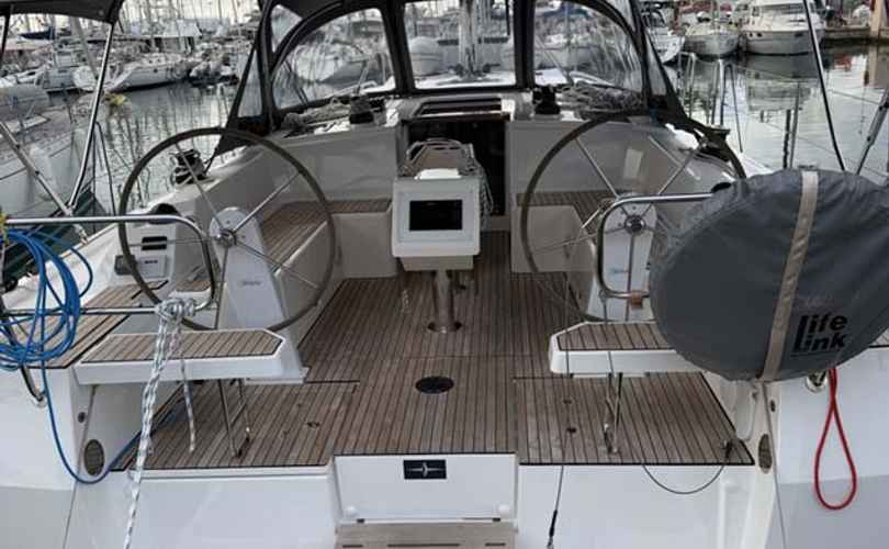 Photo Bavaria C42 (2024)