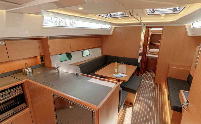 Bavaria C45