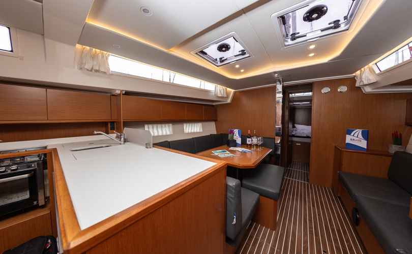 Bavaria C45