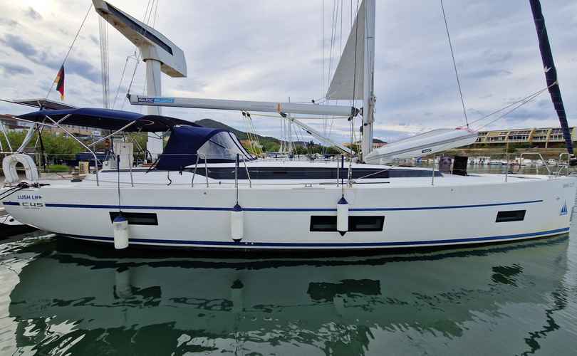 Photo Bavaria C45 (2019)