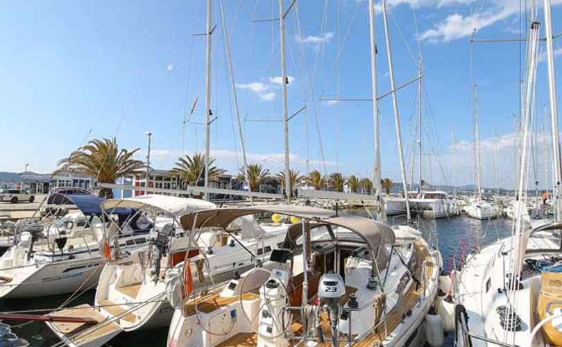 Bavaria 33 Cruiser