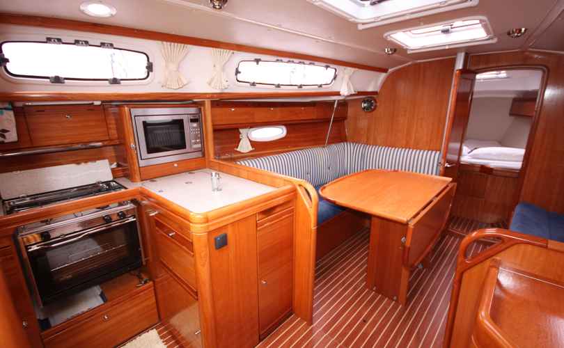 Bavaria Cruiser 34