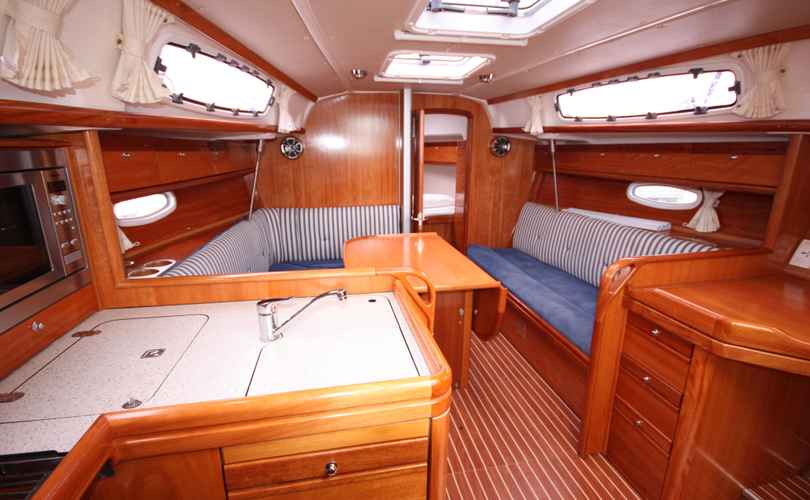 Bavaria Cruiser 34