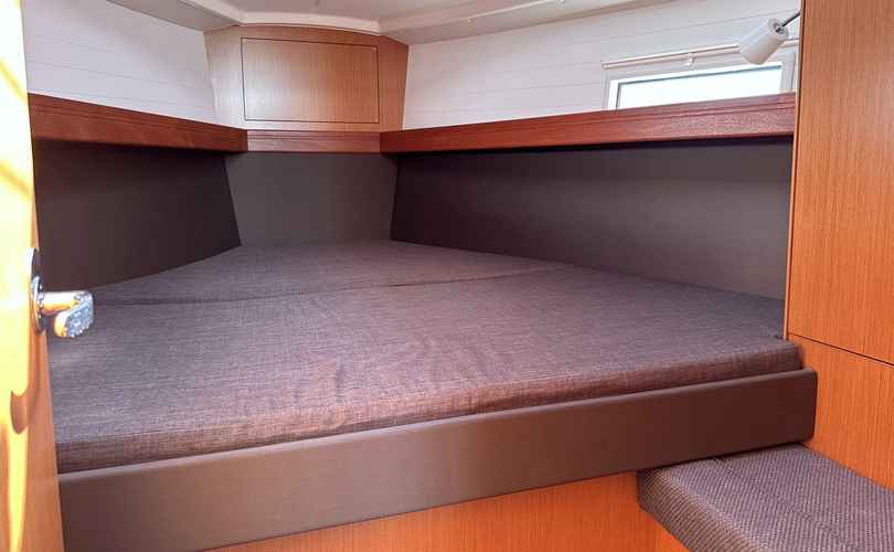 Bavaria Cruiser 37