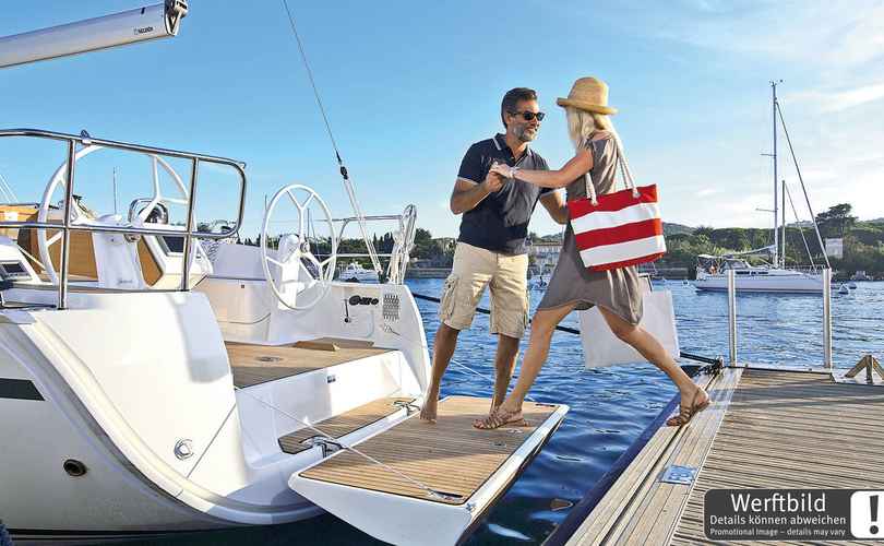Bavaria Cruiser 37