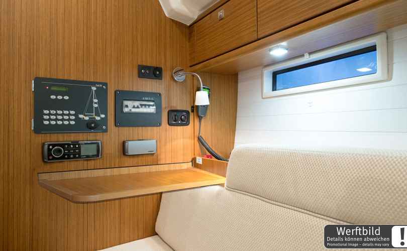 Bavaria Cruiser 37