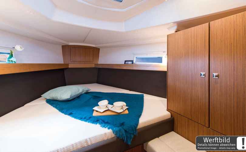 Bavaria Cruiser 37