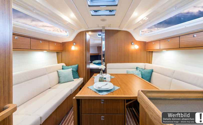 Bavaria Cruiser 37
