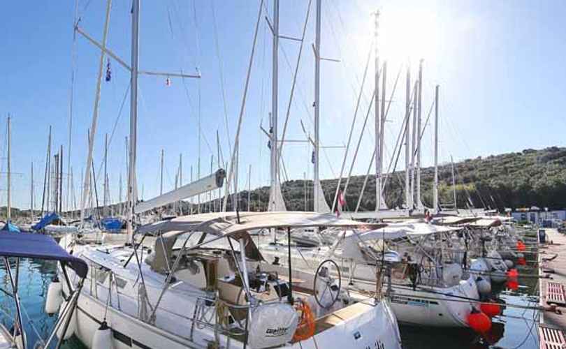 Bavaria Cruiser 46