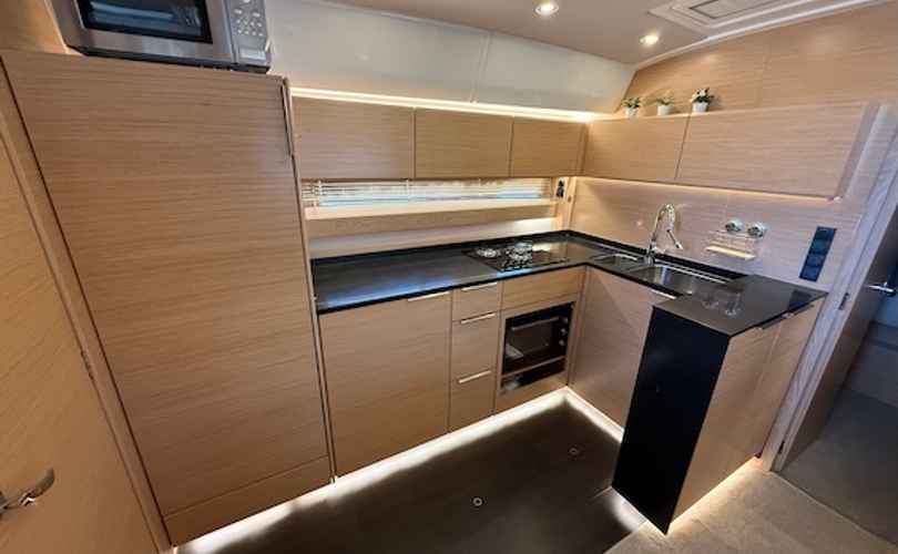 Photo Bavaria Sport 450 HT (2017)
