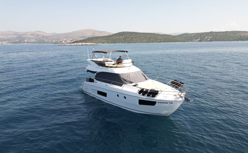 Photo Virtess 420 Fly (2025)