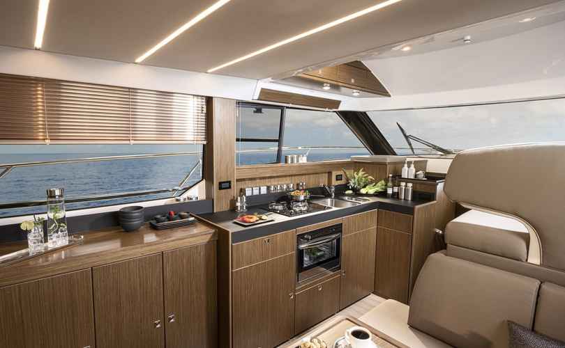 Photo Virtess 420 Fly (2025)