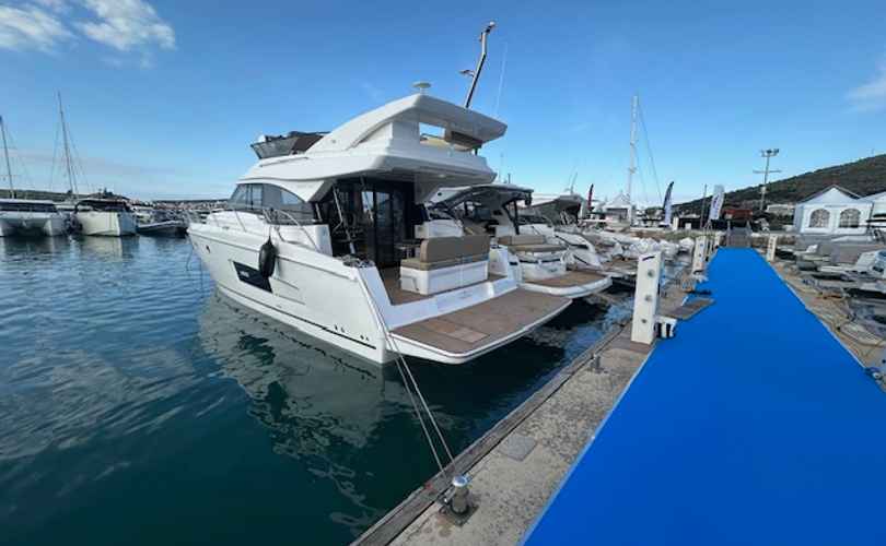 Photo Virtess 420 Fly (2025)