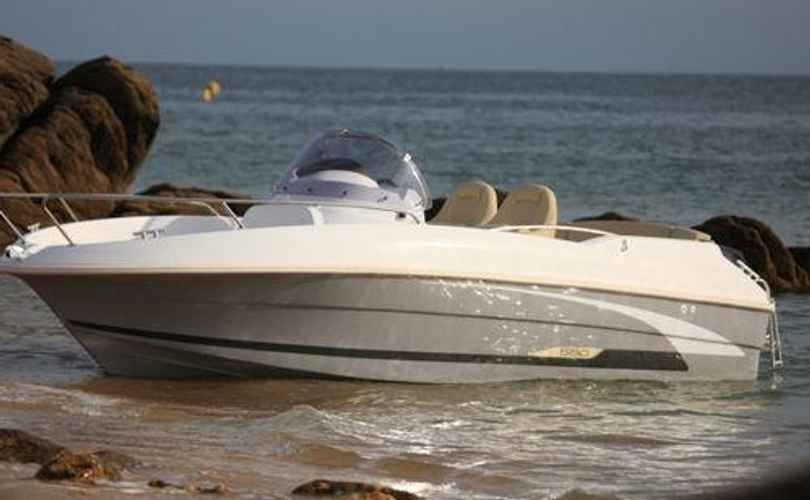 Photo Flyer 550 Sun Deck (2013)