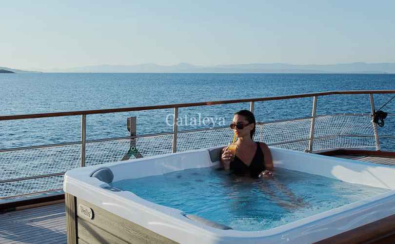 Photo Cataleya (Ex Vjeko) (2009)