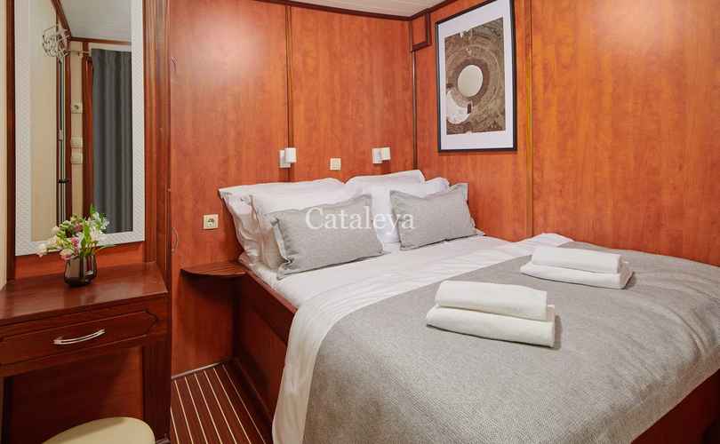 Photo Cataleya (Ex Vjeko) (2009)